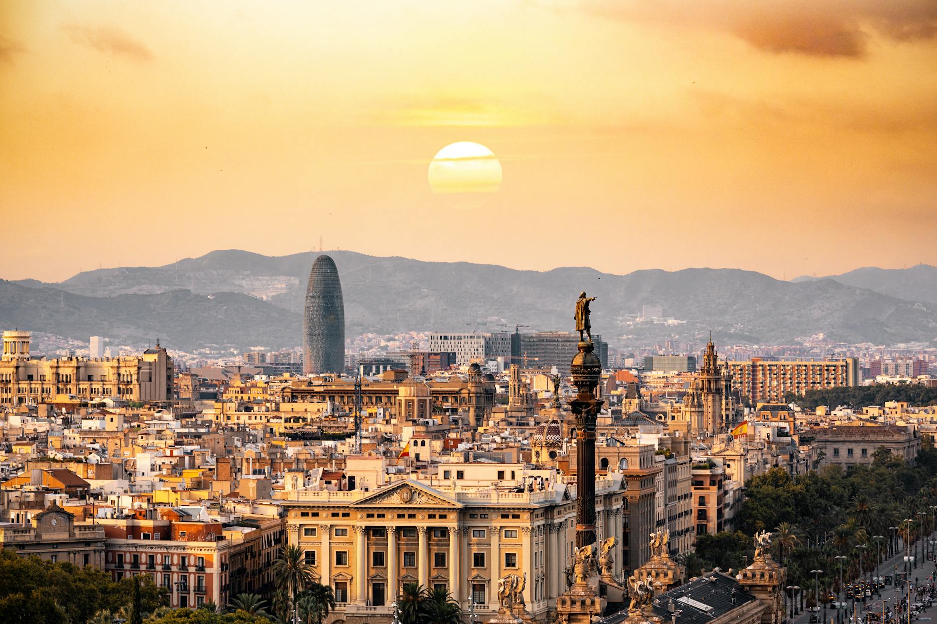 Alquiler Corporativo 3 Meses Barcelona: Soluciones Flexibles para Empresas