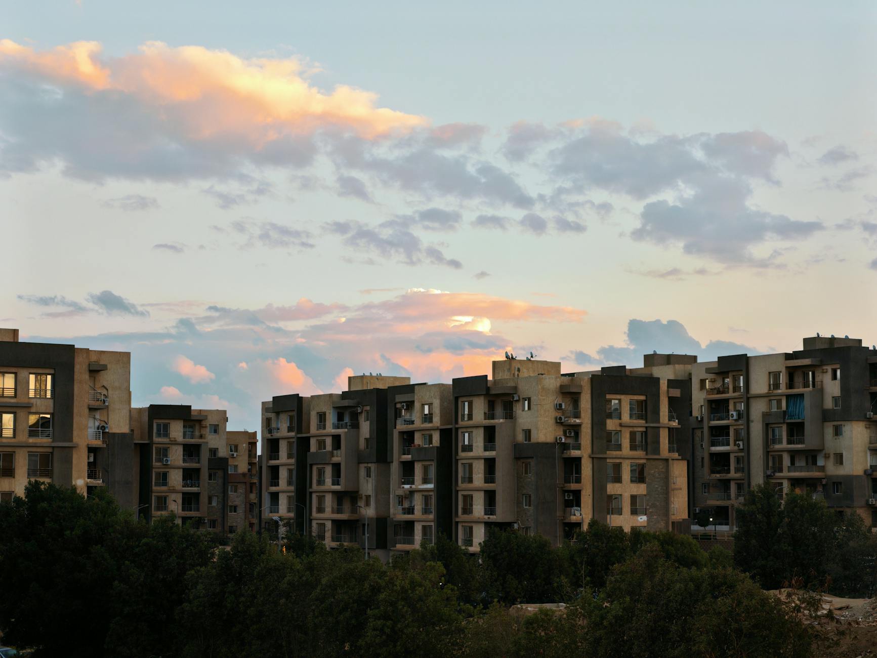 Vivienda Corporativa Anual en Brujas: Gestión Integral para Proyectos Empresariales